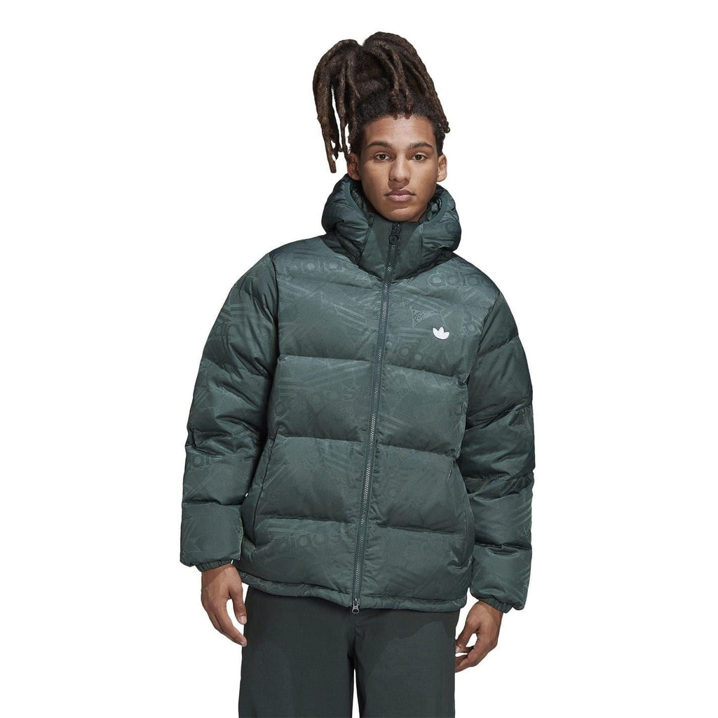 Long-sleeve hooded puffer jacket with full zip and adidas logo, dark green