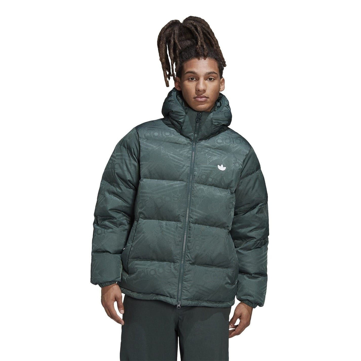 Long-sleeve hooded puffer jacket with full zip and adidas logo, dark green