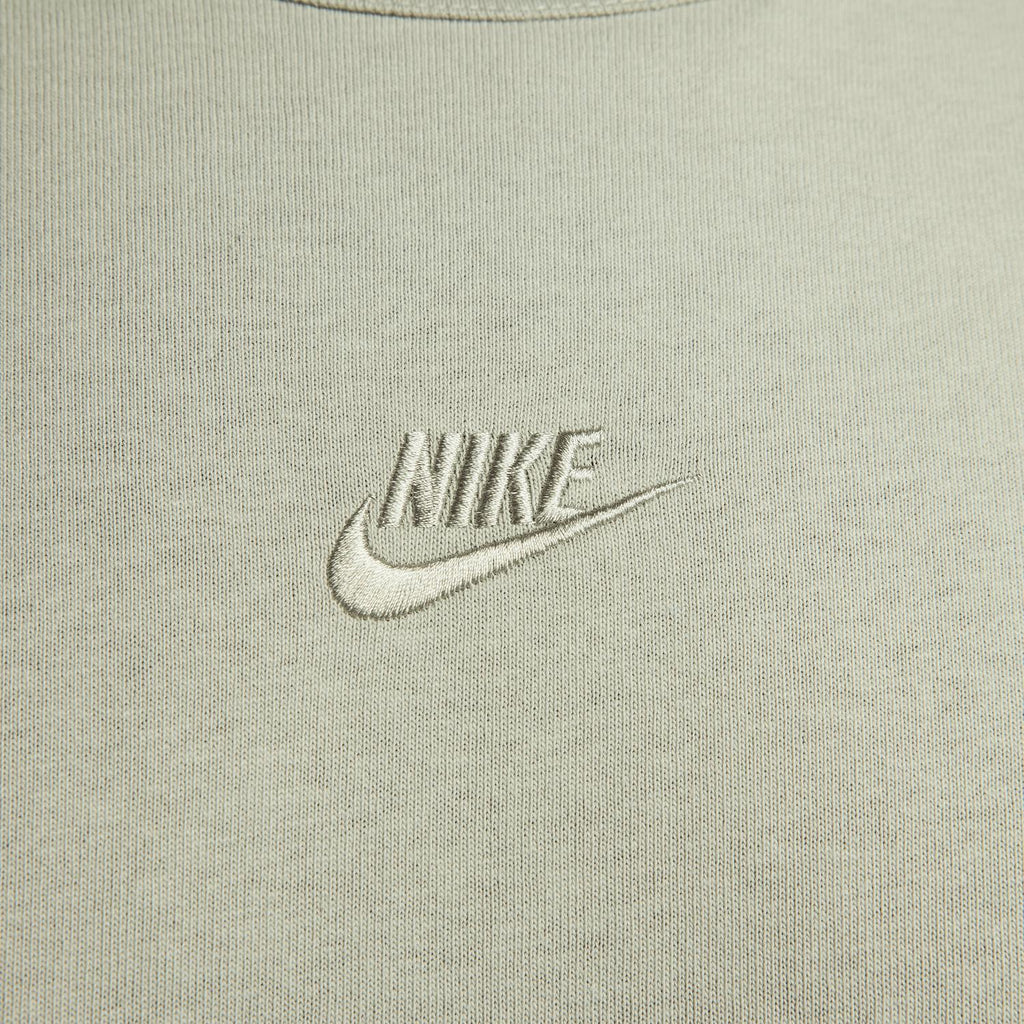 Sportswear Premium Essentials T-Shirt In Jade Horizon