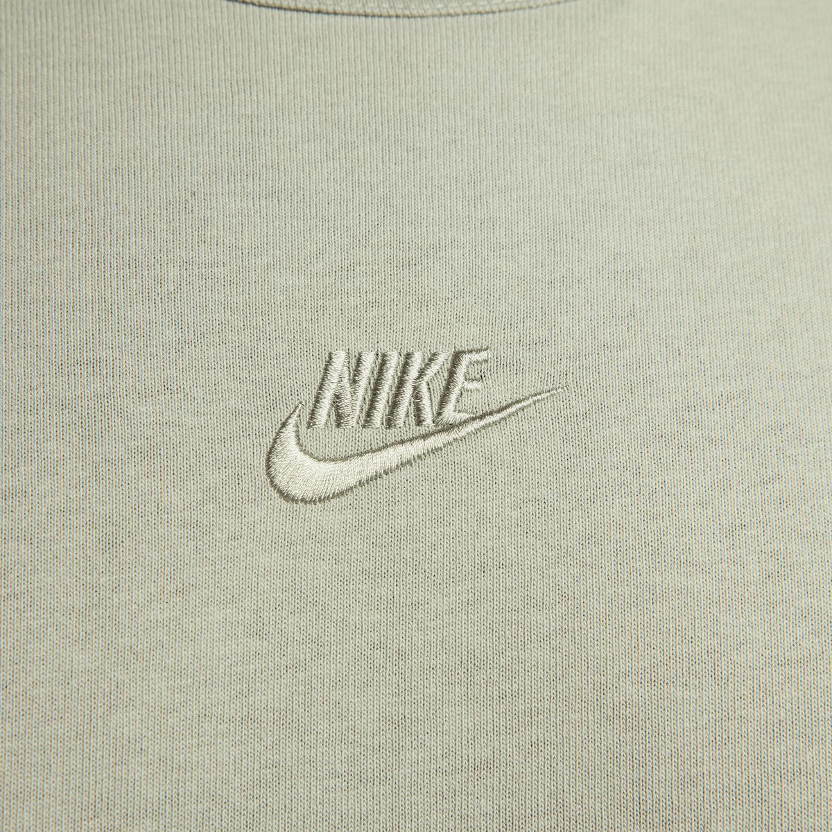 Sportswear Premium Essentials T-Shirt In Jade Horizon