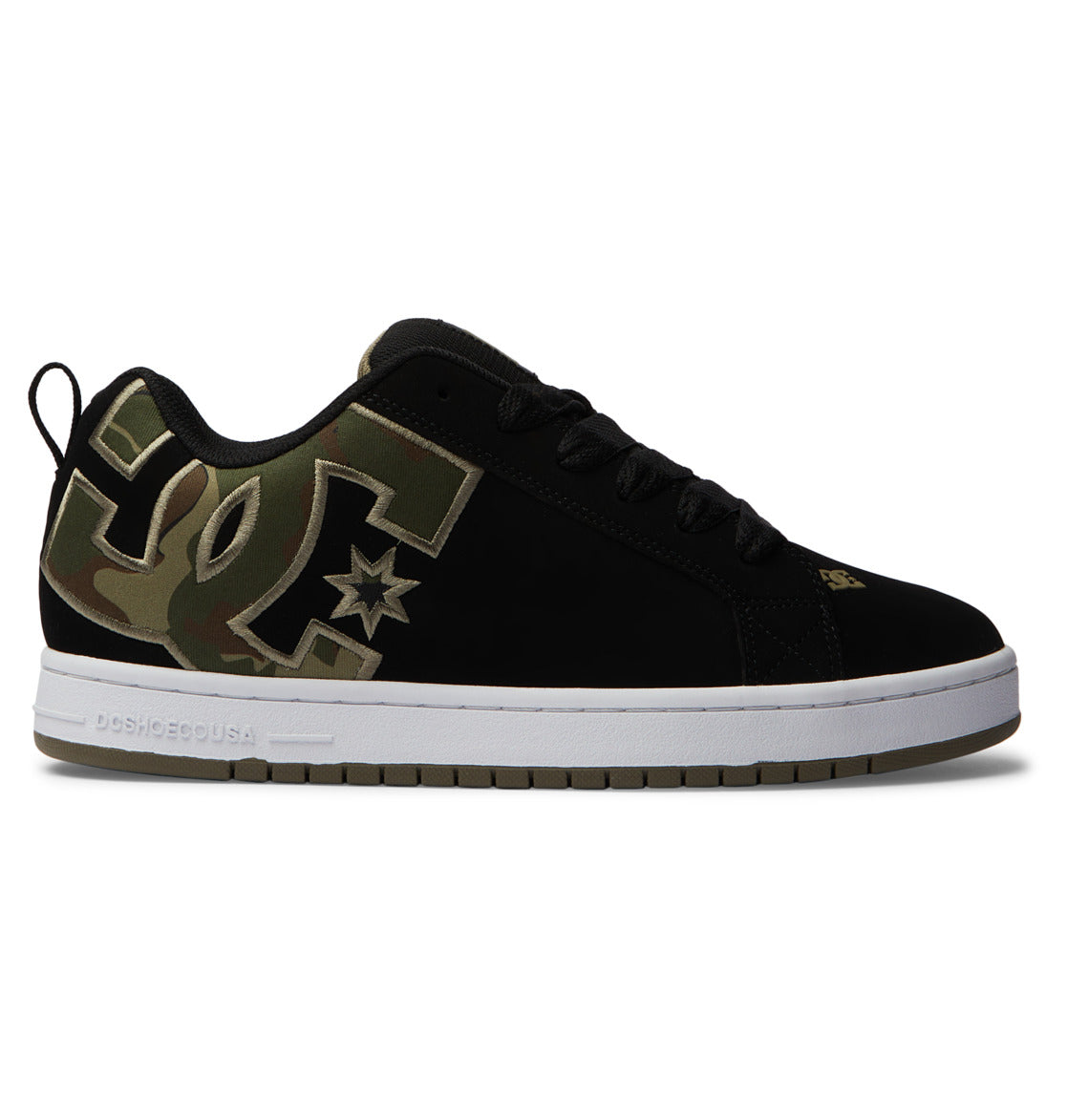 Court Graffik skate shoes in black with camo-style side graphics and white sole