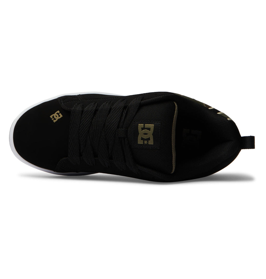 Court Graffik skate shoes in black with lace-up front and logo on heel panel