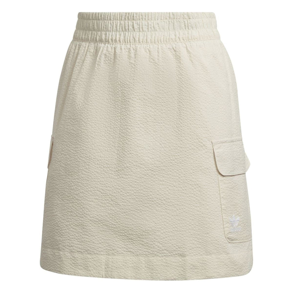 adidas Originals Adicolor Classics poplin skirt, knee-length with a relaxed fit, featuring a waistline and subtle branding details