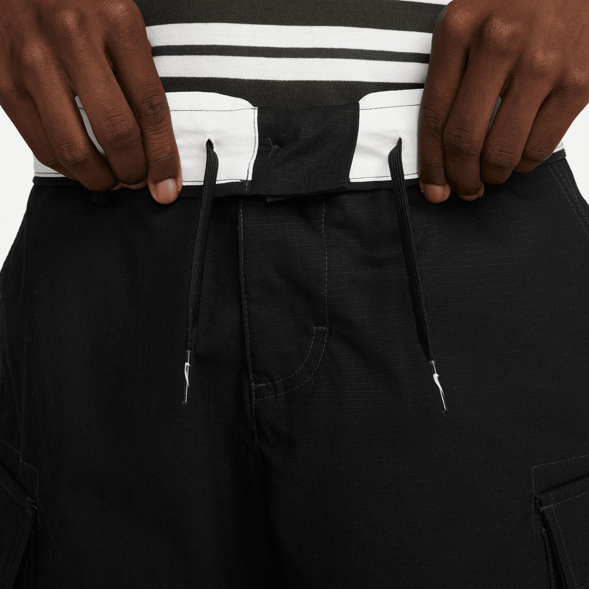 Sb Cargo Shorts In Black