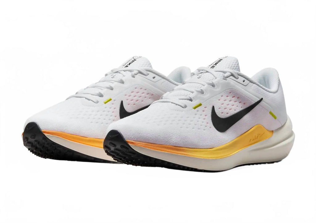 Women's Air Zoom Winflo 10 Shoes In White Cintron