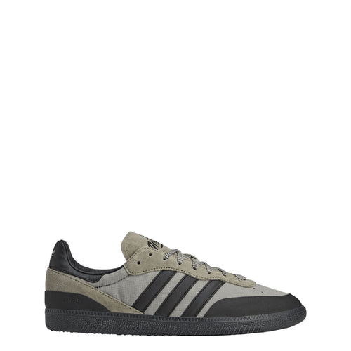 adidas Originals 100 Thieves Palos Hills shoes, stylish footwear with a sleek design, featuring brand logo and modern athletic style