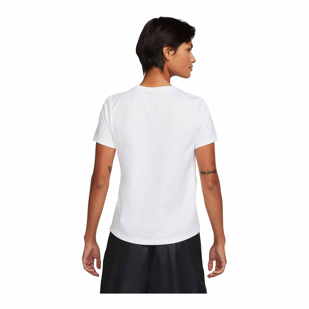 Women's Nike Sportswear Essentials Logo T-Shirt