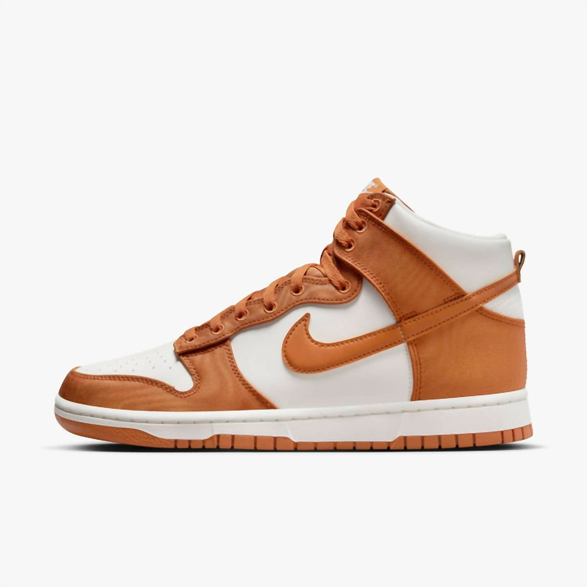 Men's Dunk High Retro Se Shoes In Monarch Sail