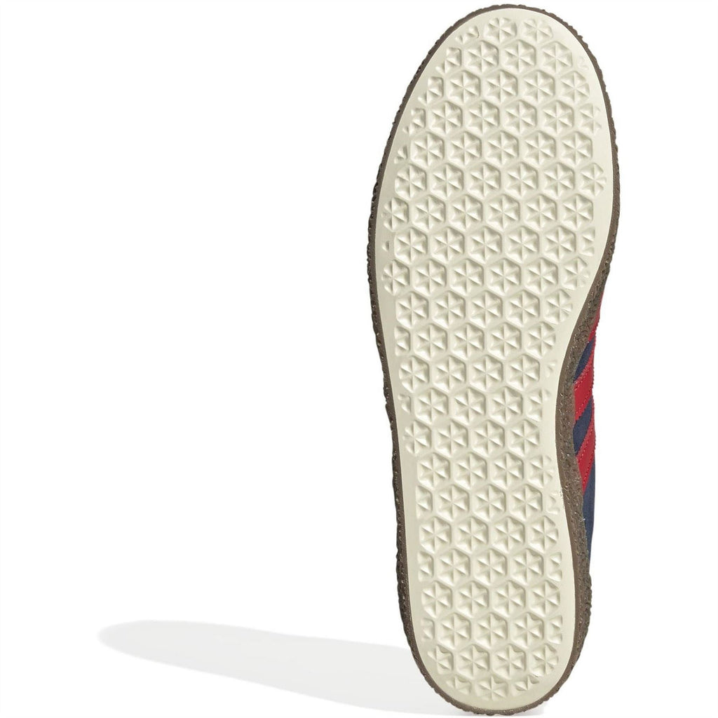 adidas Originals Montreal RM sneakers outsole, textured light rubber with navy upper