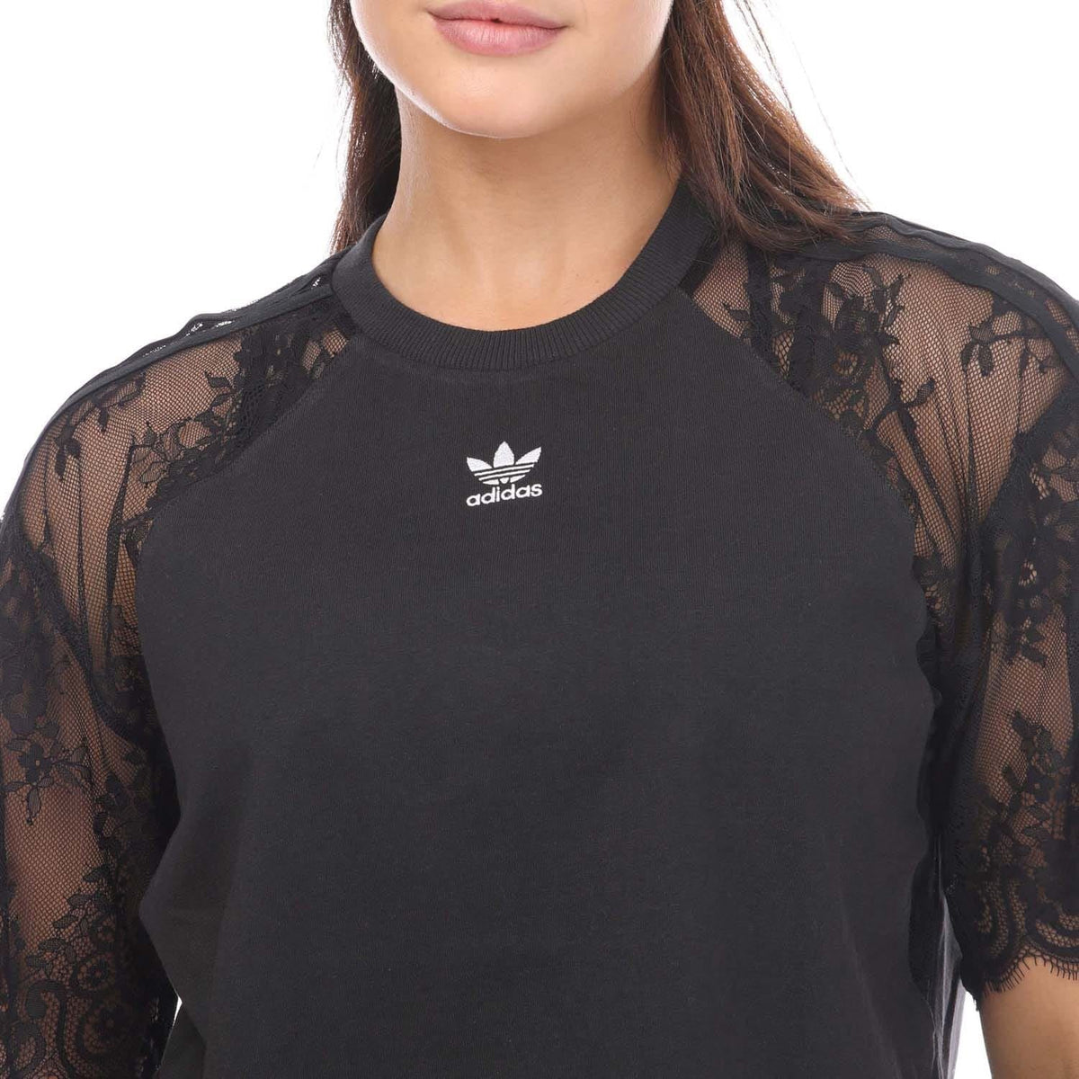 adidas Originals Adicolor Classics Lace T-Shirt in vibrant color, featuring a comfortable fit and classic design, perfect for casual wear.