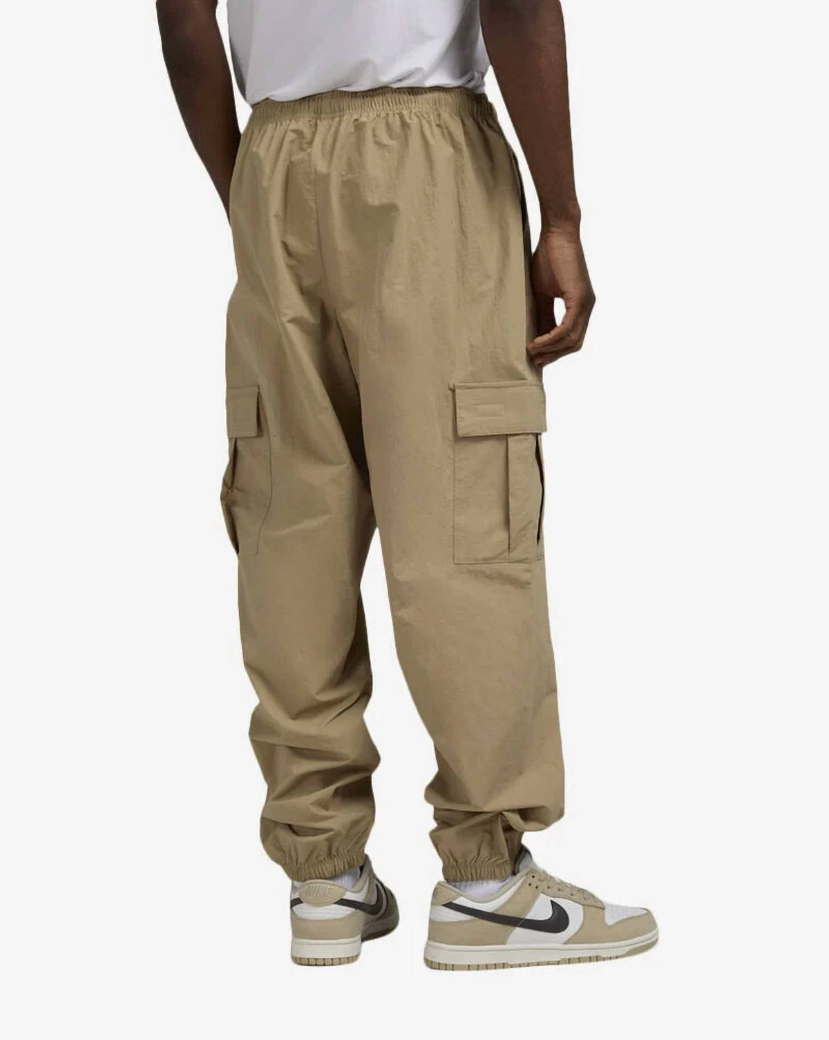 Men's Club Woven Club Pants In Parachute Beige