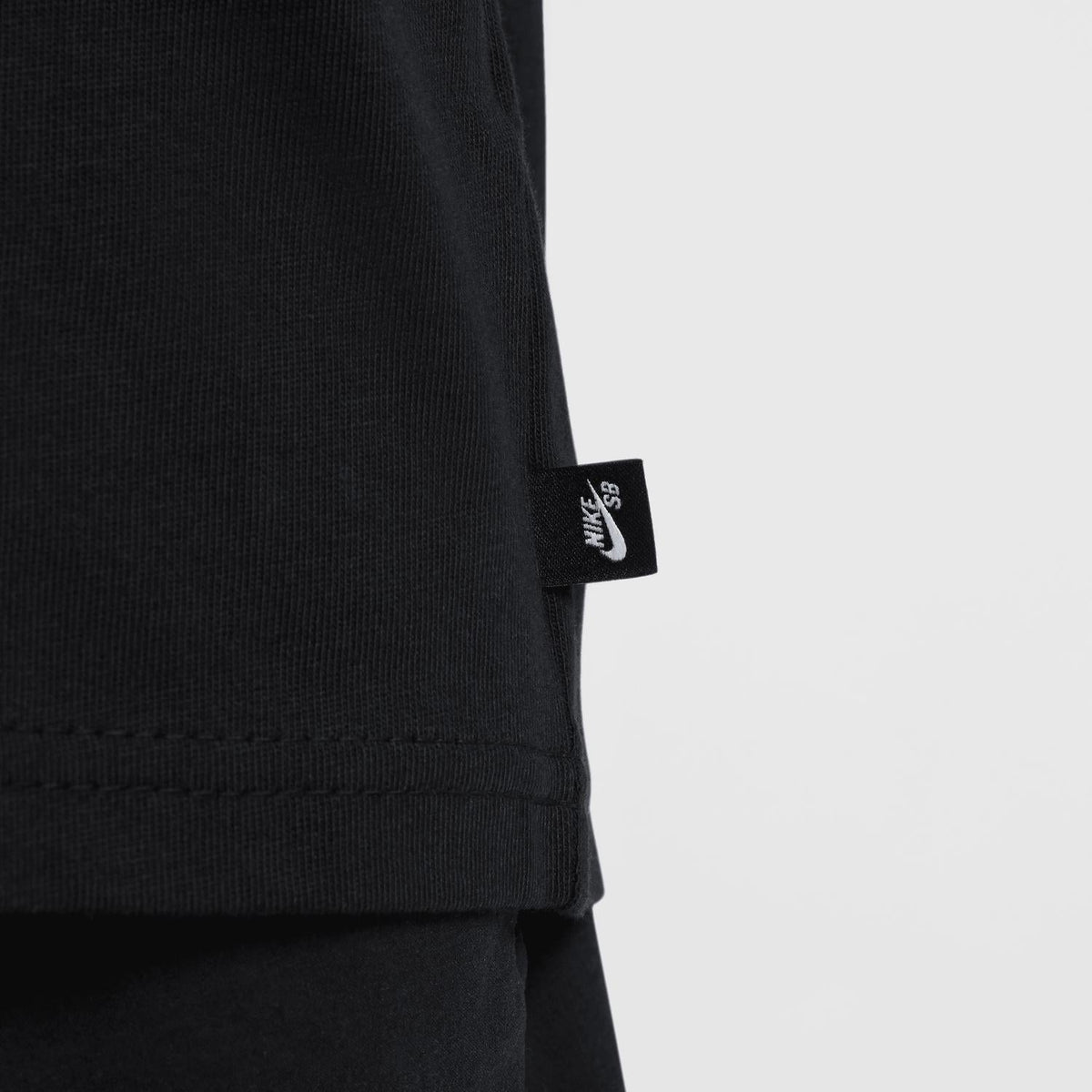 Sb Max90 Tow Shirt In Black