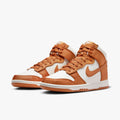 Men's Dunk High Retro Se Shoes In Monarch Sail