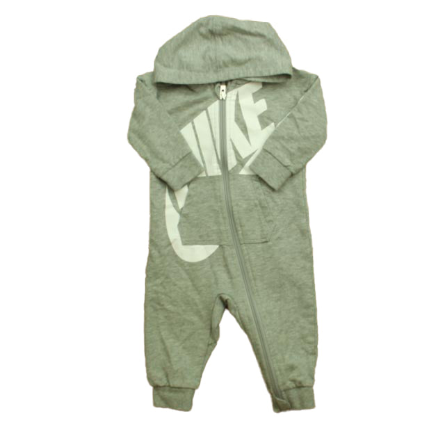 Nike Boys Gray Long Sleeve Outfit