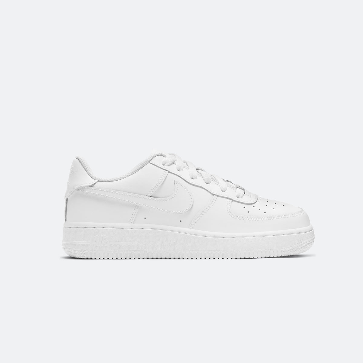 White Nike Air Force 1 sneakers with leather upper, lace-up, Swoosh logo