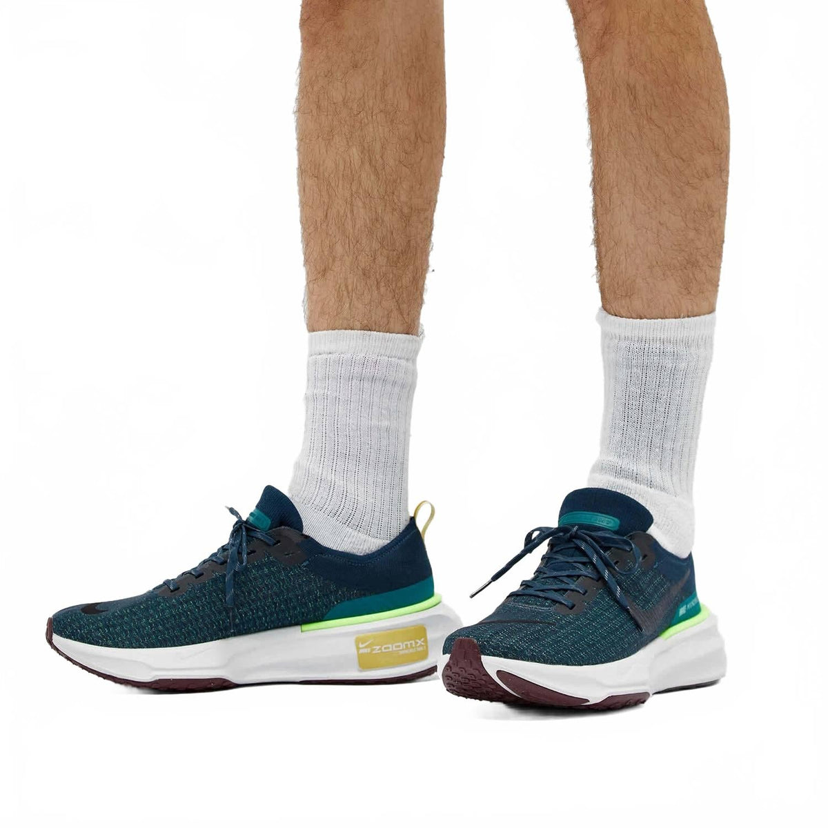 Men's Zoomx Invincible Run Flyknit 3 Shoe In Armory Navy/geode Teal/buff Gold/black