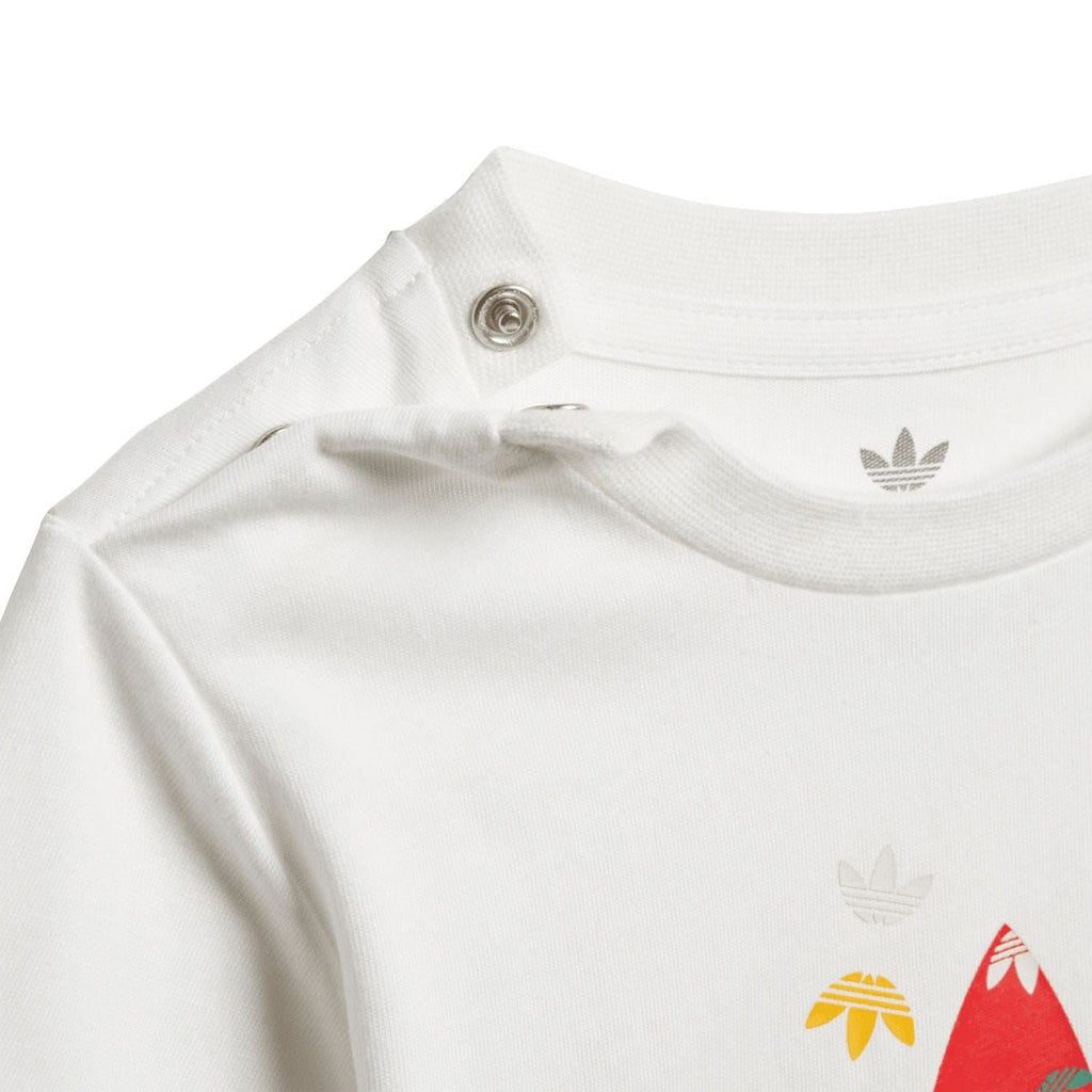 Infants white T-shirt collar with snap button and small adidas trefoil