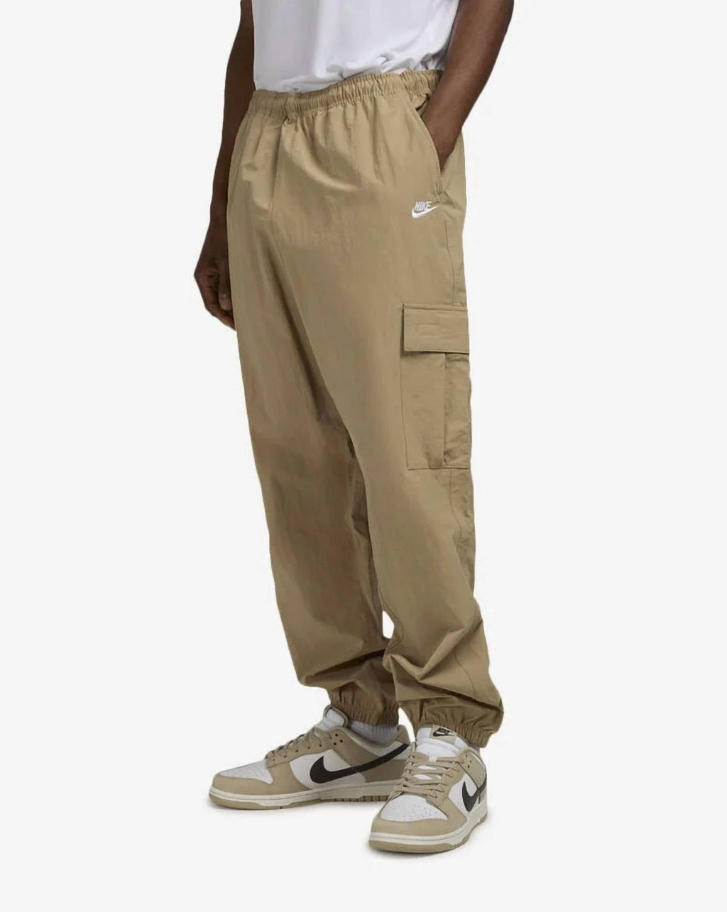 Men's Club Woven Club Pants In Parachute Beige