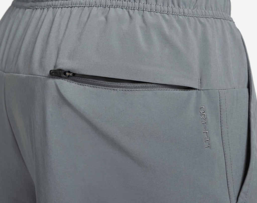 Men's Unlimited Dri-Fit Shorts In Smoke Grey/black/smoke Grey