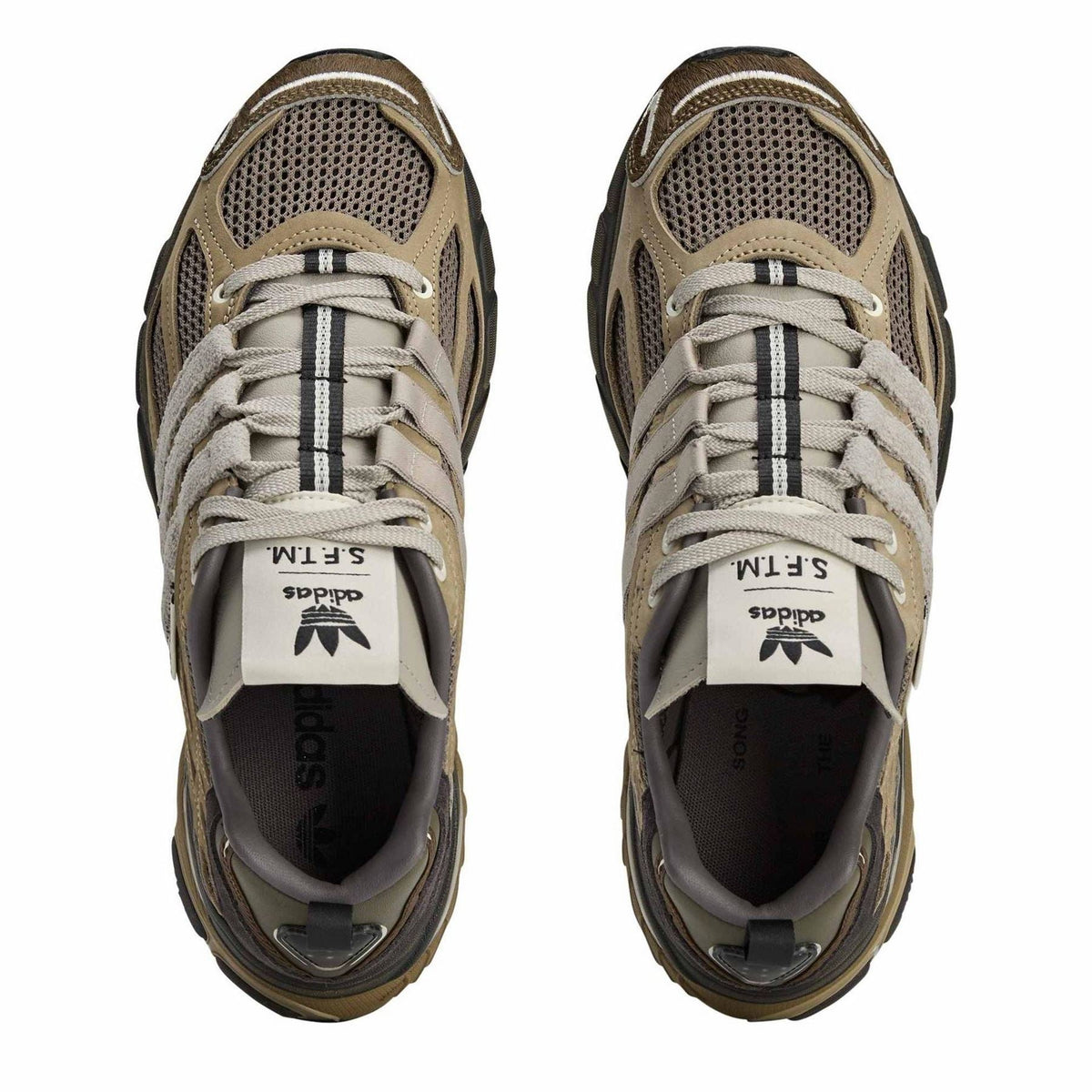 Low-top walking shoes front view with lace-up, mesh toe, and logo tongue label