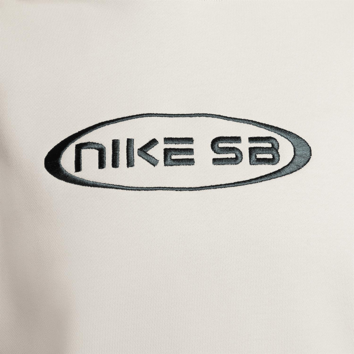 Sb Oval Logo Fleece Pullover Hoodie In Light Bone/deep Jungle