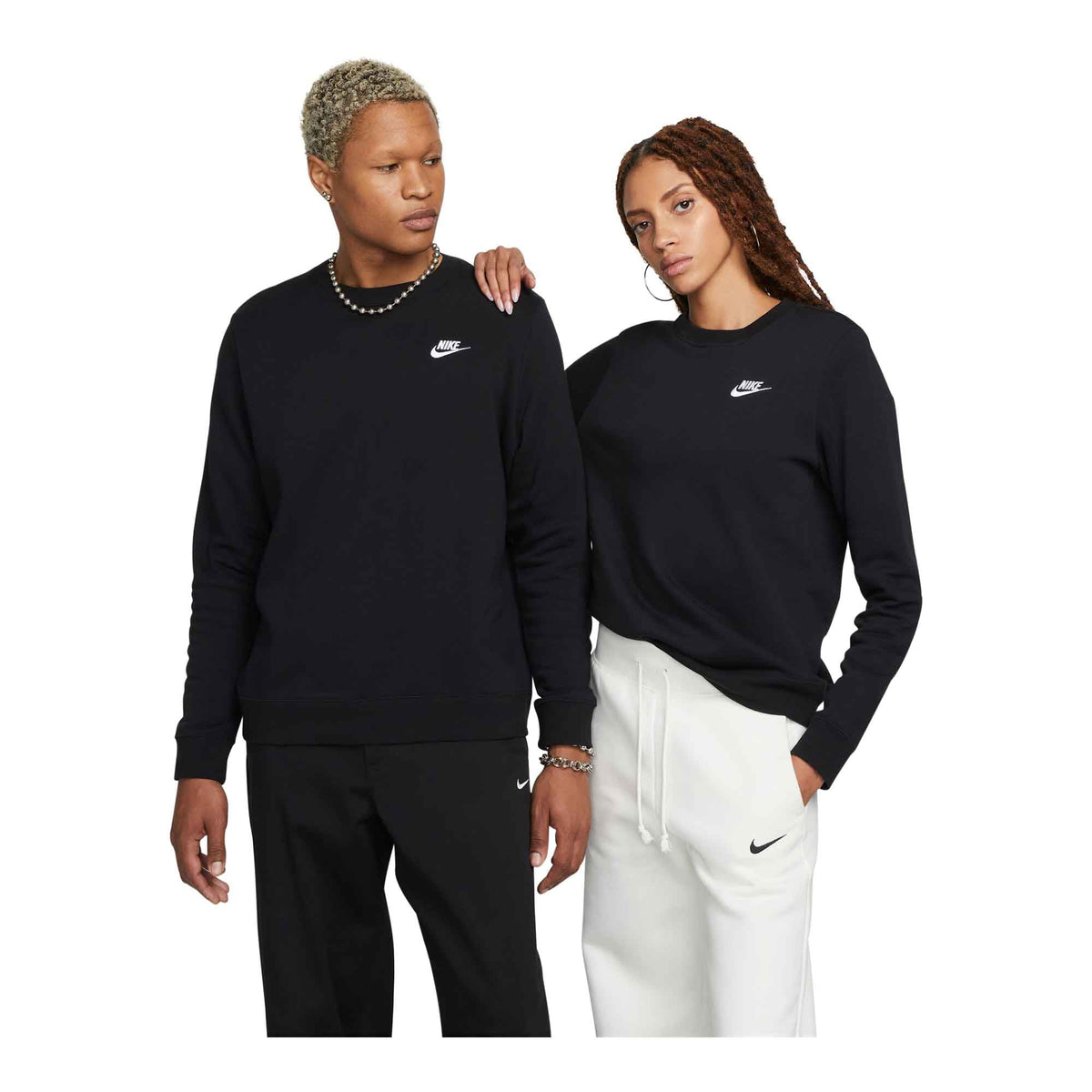 WOMENS NIKE SPORTSWEAR CLUB FLEECE CREW NECK SWEATSHIRT_BLACK/WHITE
