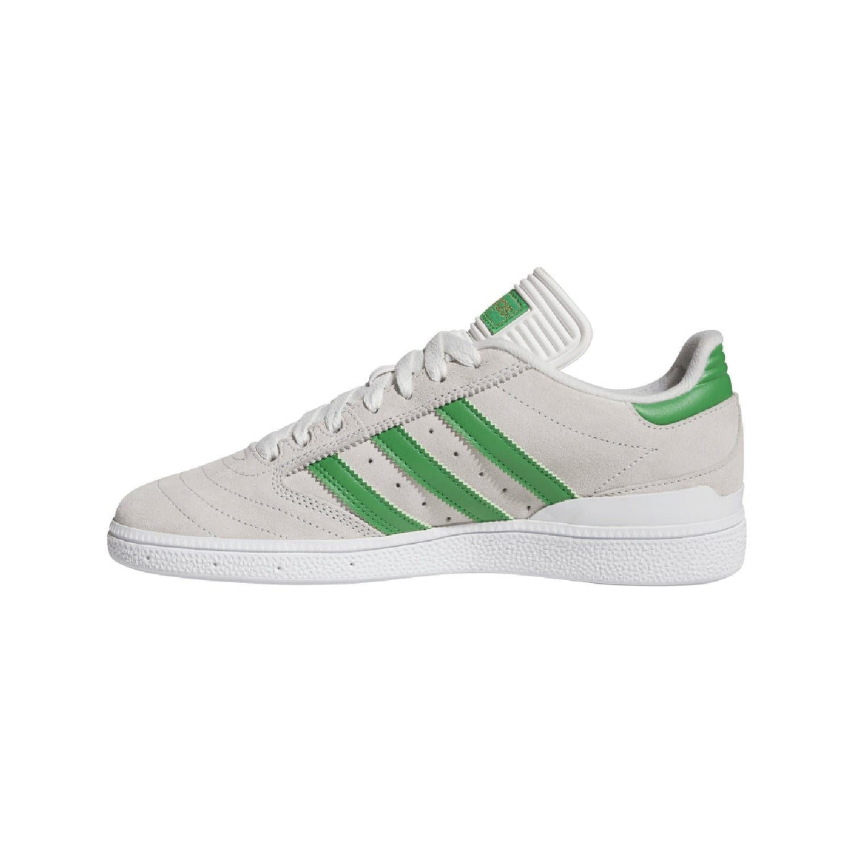 White low-profile skate trainers with green stripes and contrast heel tab.