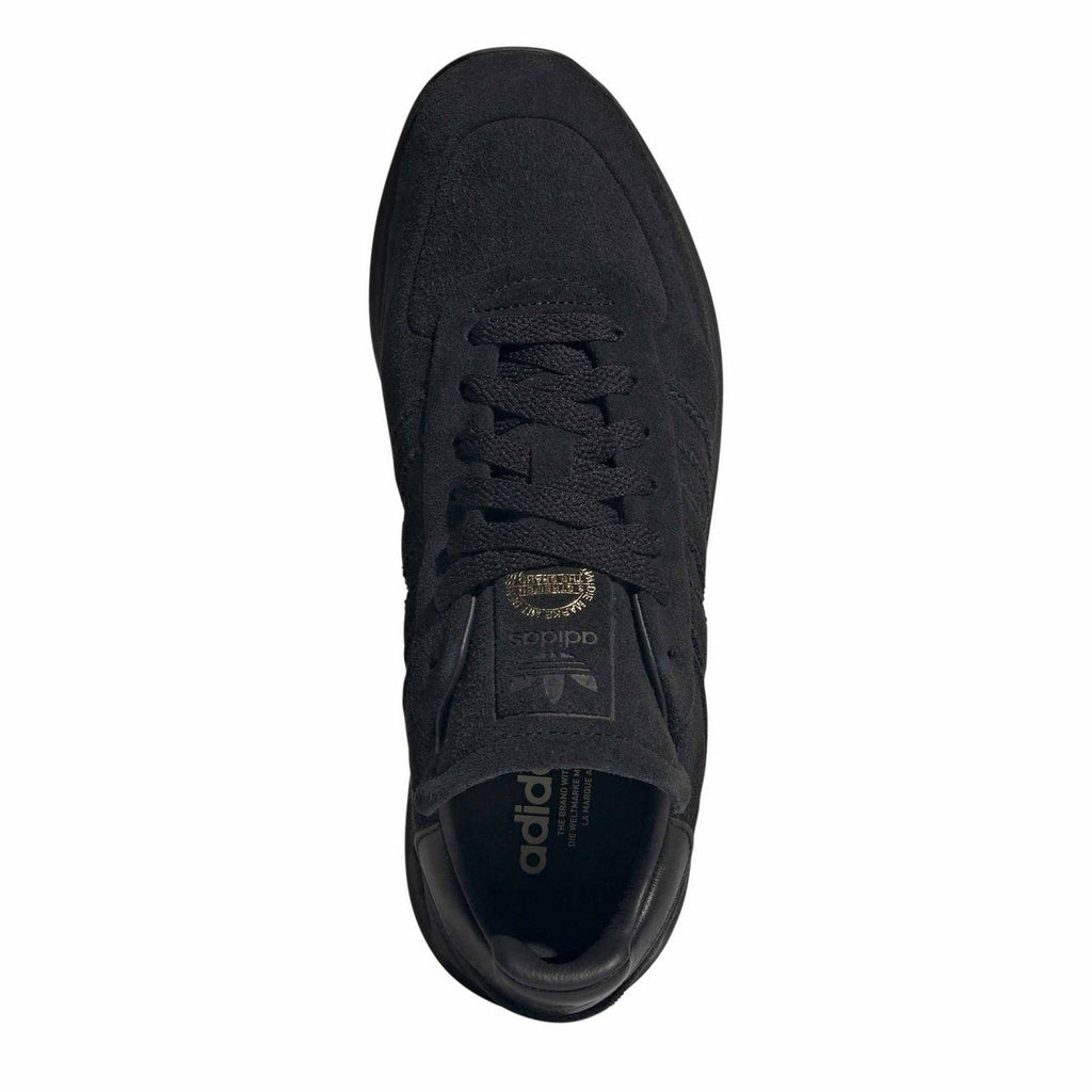 adidas Originals Trainer XLG trainers in stylish footwear with sleek design and modern color accents