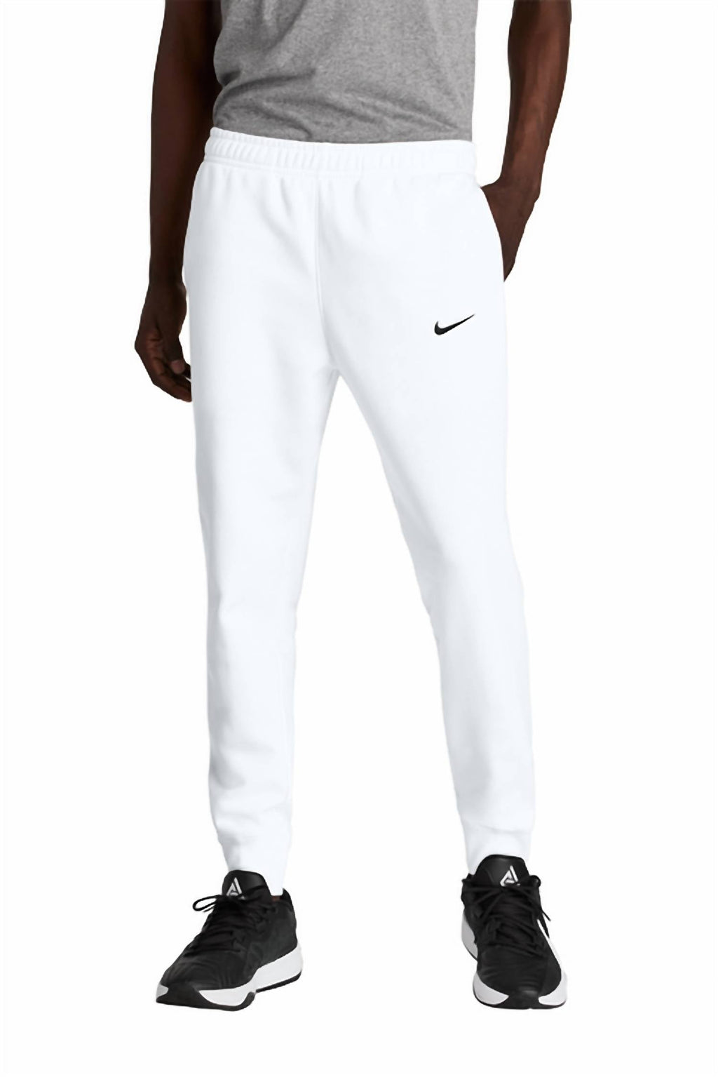 Club Fleece Jogger In White