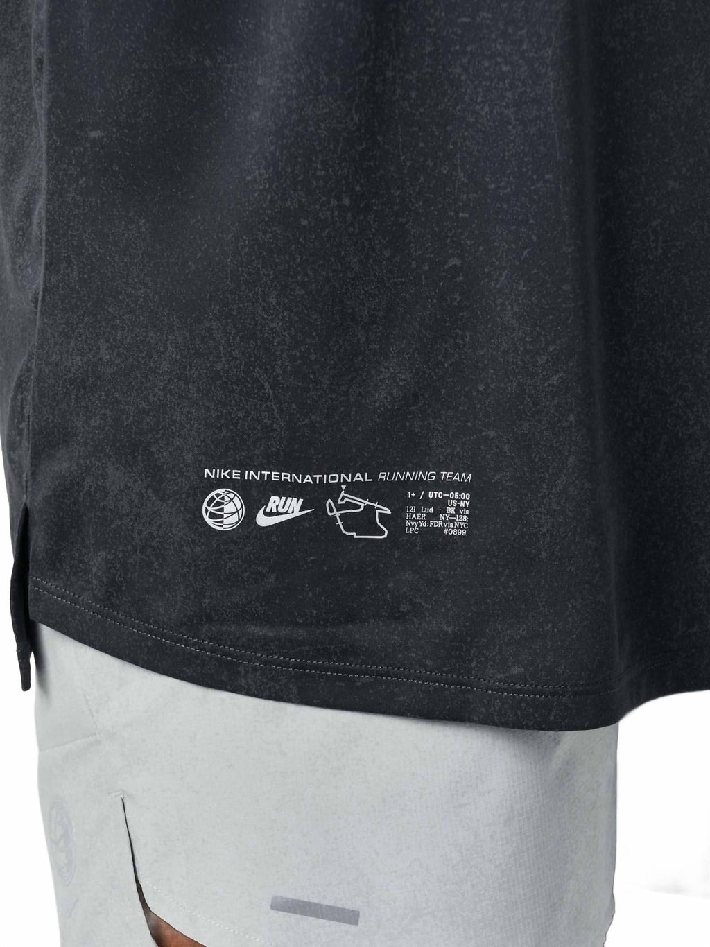Stride Dri-Fit Long-Sleeve Top In Off Noir