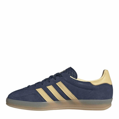 Navy adidas Gazelle sneakers, front three-stripe design and cream heel lining