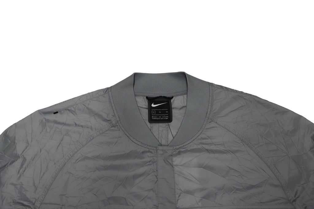 Nike Tech Pack Woven Jacket in Grey Polyester