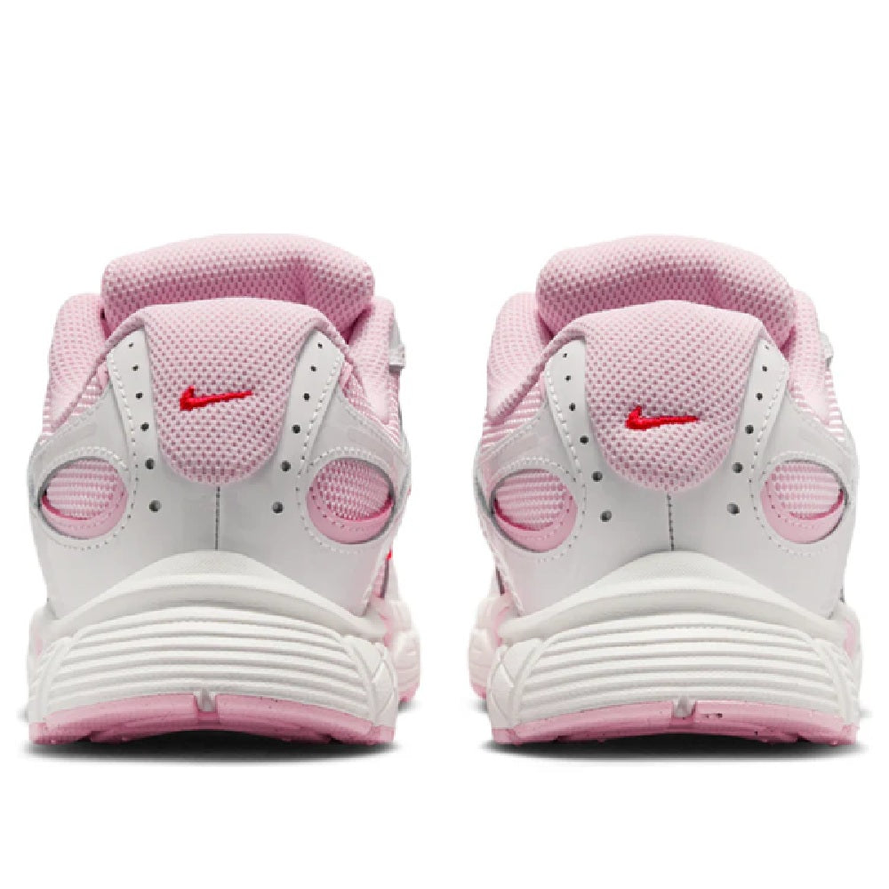 Kids' Nike V5 RNR sneakers heel view, pink ankle collar and white tread